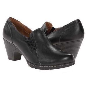 Euro by Sofft Black Leather Heeled Pumps